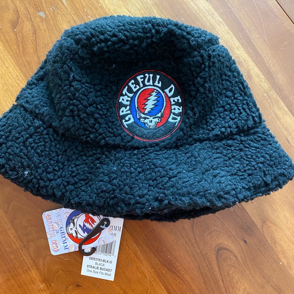 Peter Grimm x Grateful Dead fleece bucket hat